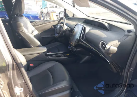 2020 Toyota Prius Prime Limited z USA, uszkodzony, nr VIN JTDKARFP4L3125214